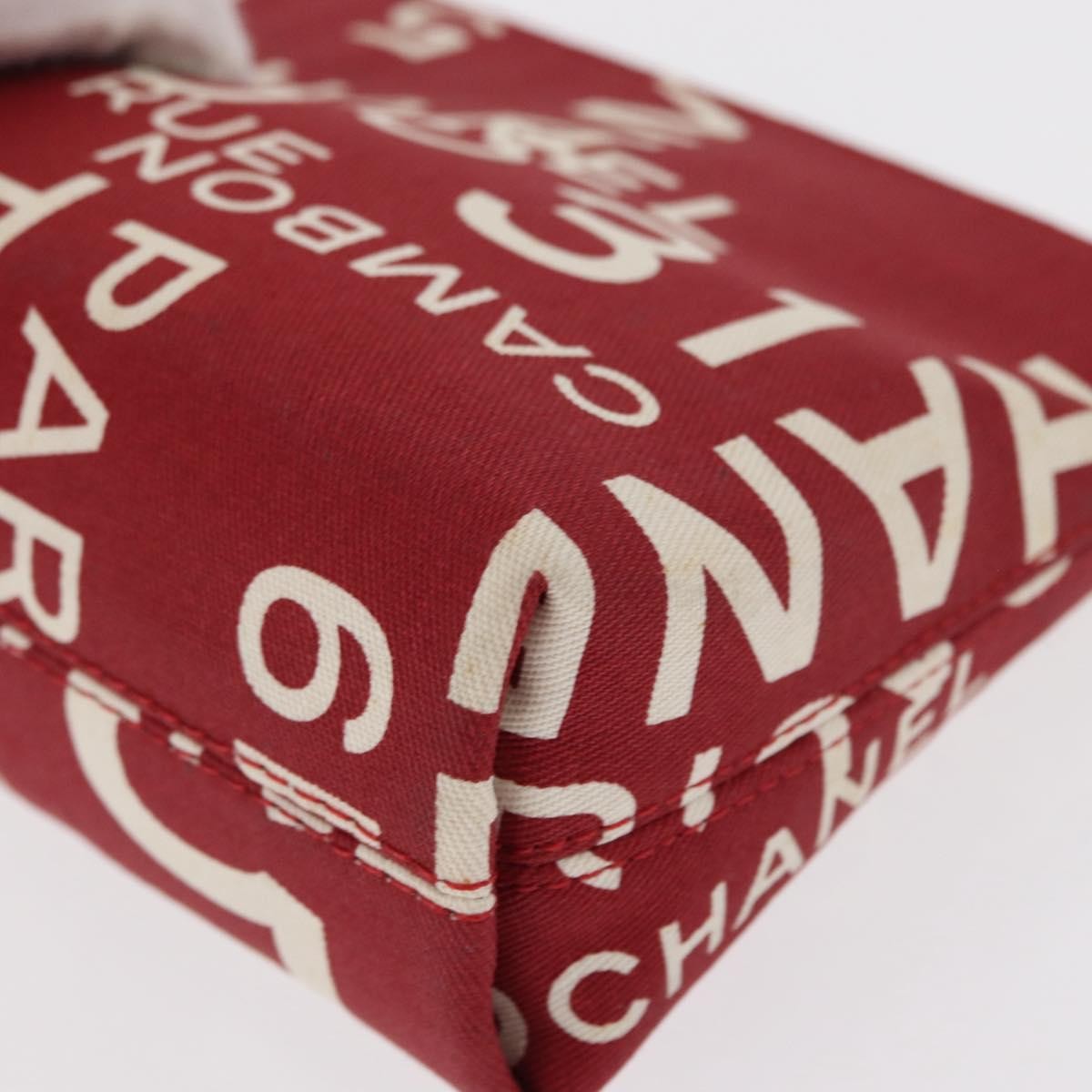 Chanel 31 Rue Cambon Clutch Canvas Red Canvas Clutche & Pouche Bag