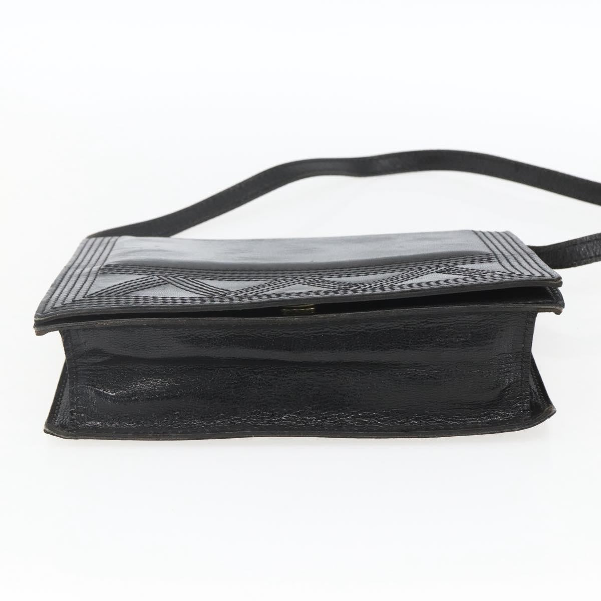 Saint Laurent Vintage Shoulder Bag Leather Black Leather Shoulder Bag Bag (Pre-Owned)