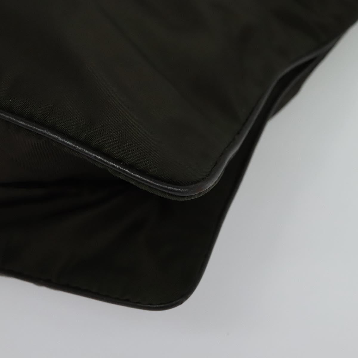 Prada Vintage Flap Messenger Bag Tessuto Khaki Nylon Shoulder Bag Bag