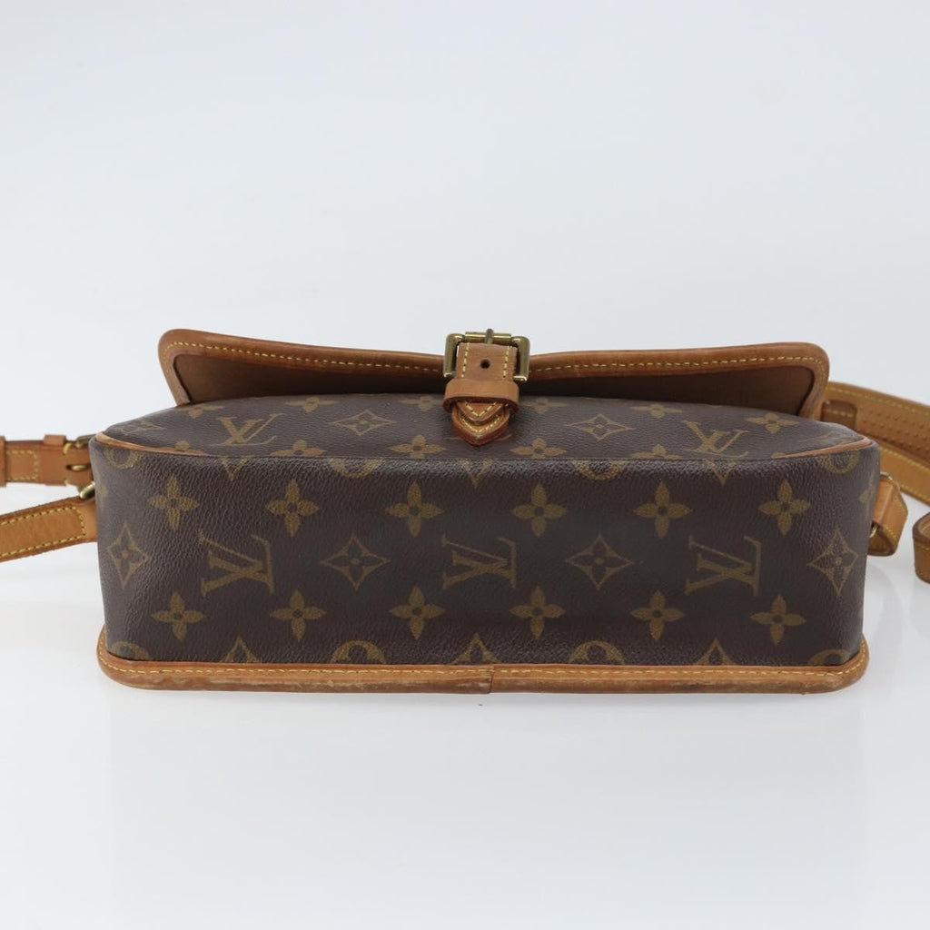 Louis Vuitton Sologne Handbag Monogram Canvas Brown Canvas Shoulder Bag