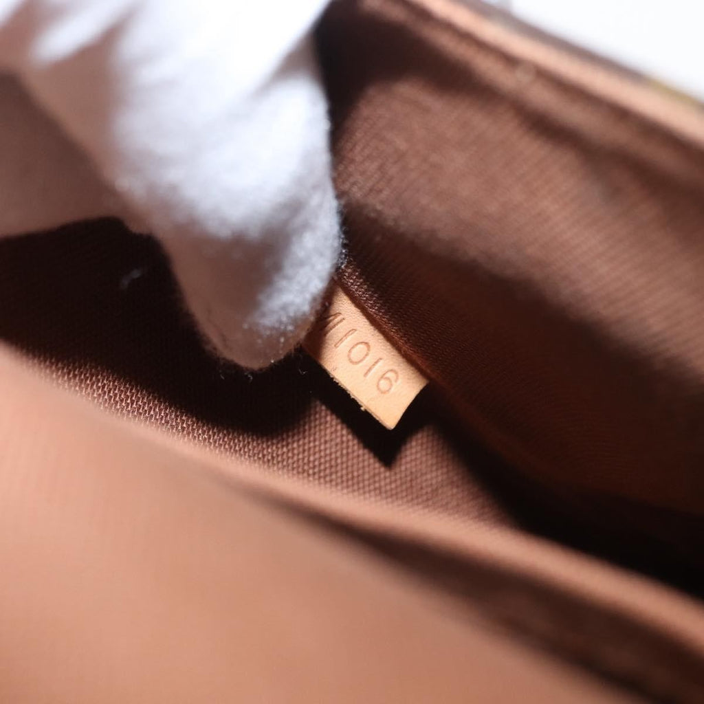 Louis Vuitton Bosphore Messenger Bag Monogram Canvas Brown Canvas Shoulder Bag