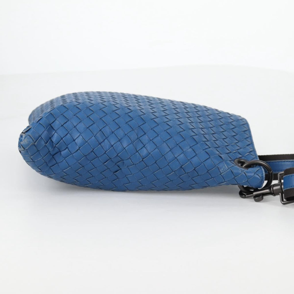 Bottega Veneta Flat Messenger Bag Intrecciato Nappa Blue Leather Shoulder Bag Bag