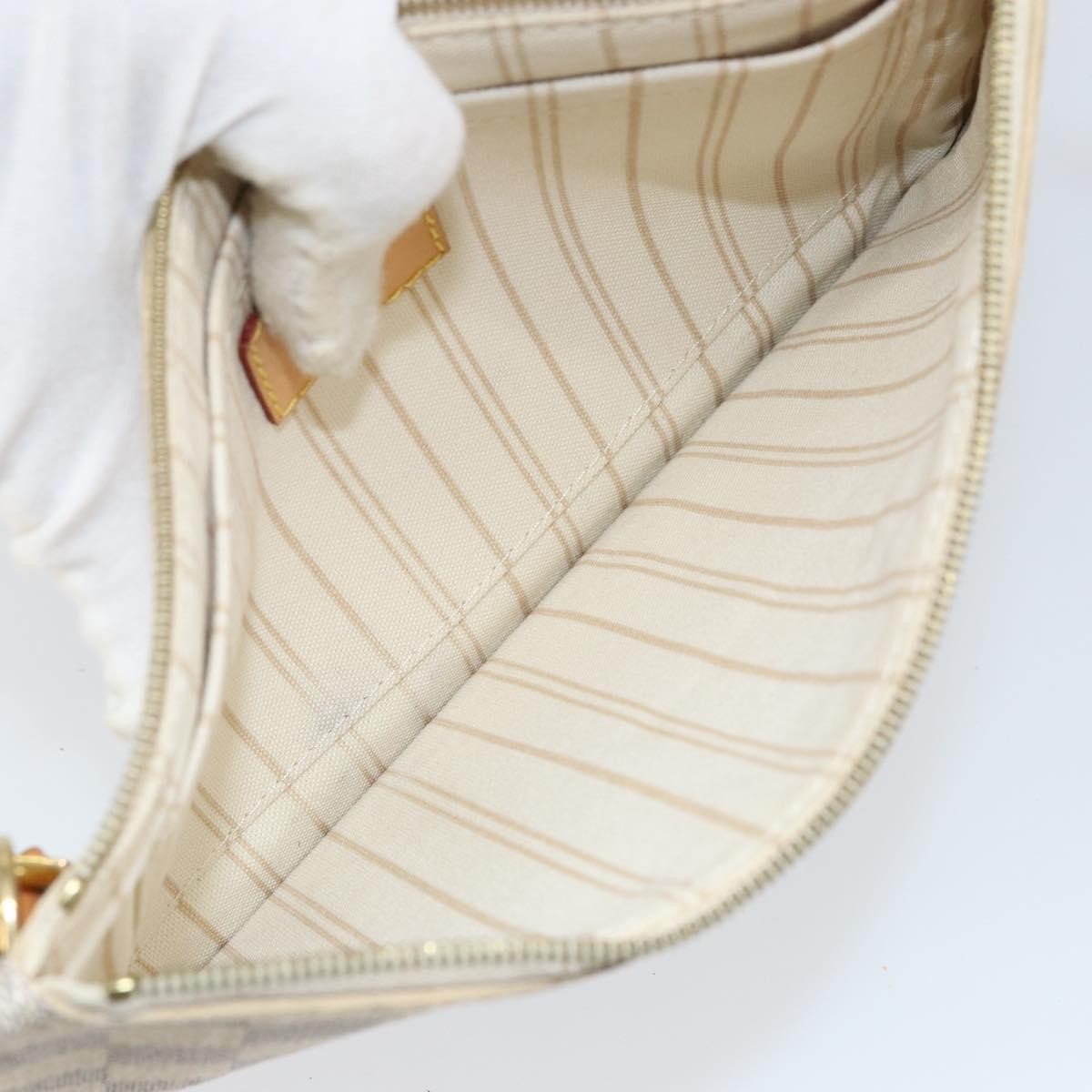 Louis Vuitton Neverfull Pochette Damier White Canvas Clutche & Pouche Bag