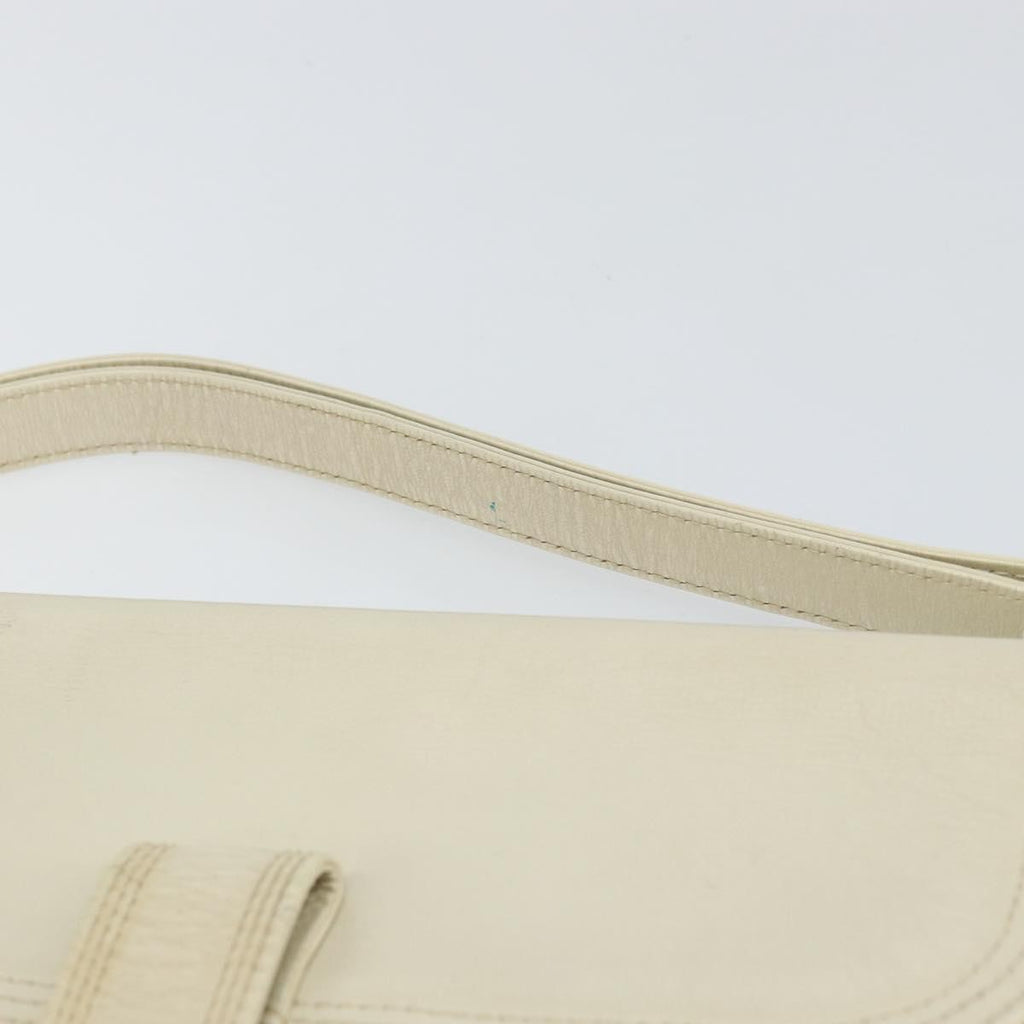 Saint Laurent Vintage Shoulder Bag Leather White Leather Shoulder Bag Bag (Pre-Owned)
