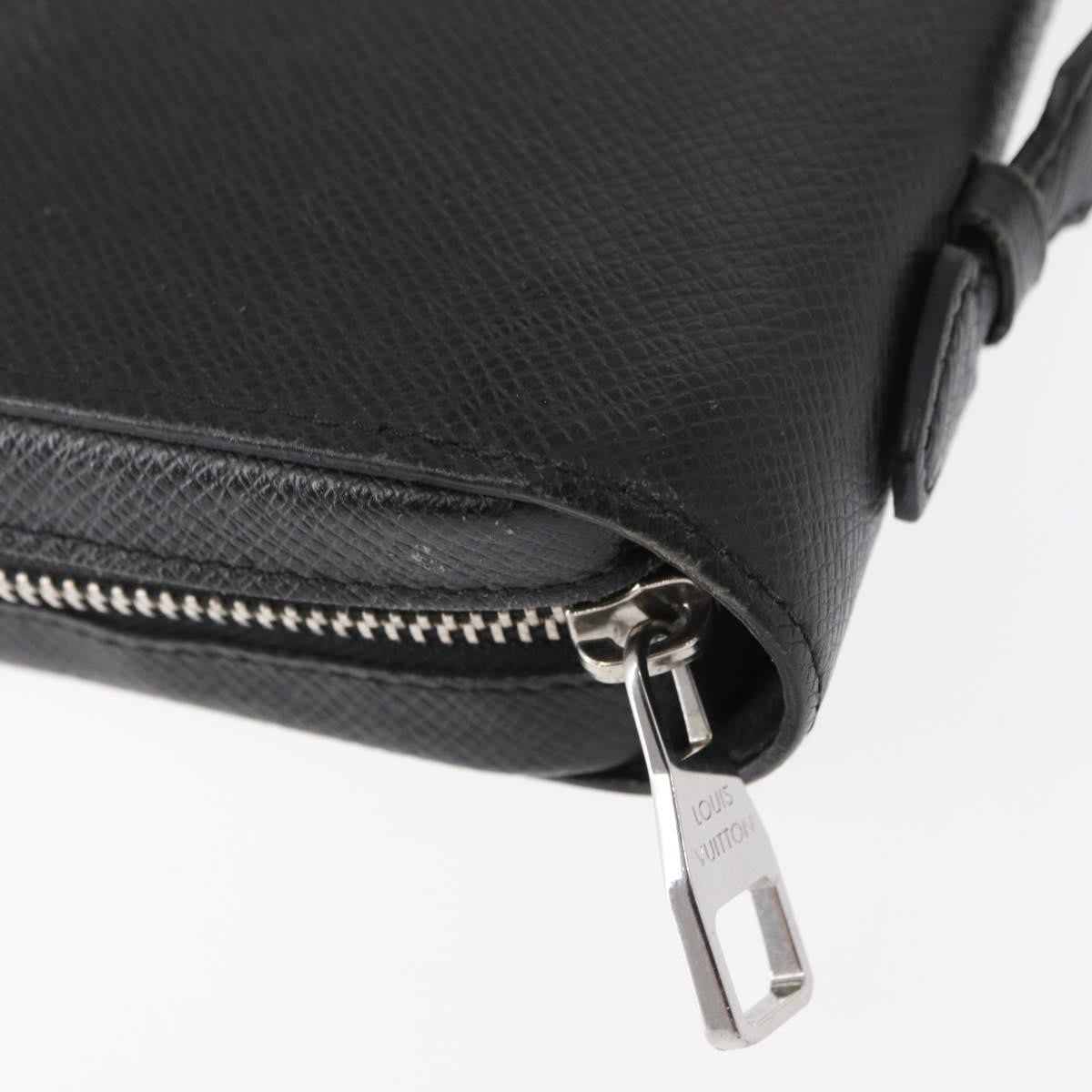 Louis Vuitton Zippy Xl Taiga Leather Black Leather Wallets Accessory