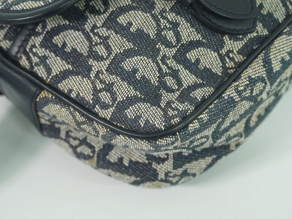 Christian Dior Trotter Shoulder Bag Canvas Gray Canvas Shoulder Bag Bag (Pre-Owned)
