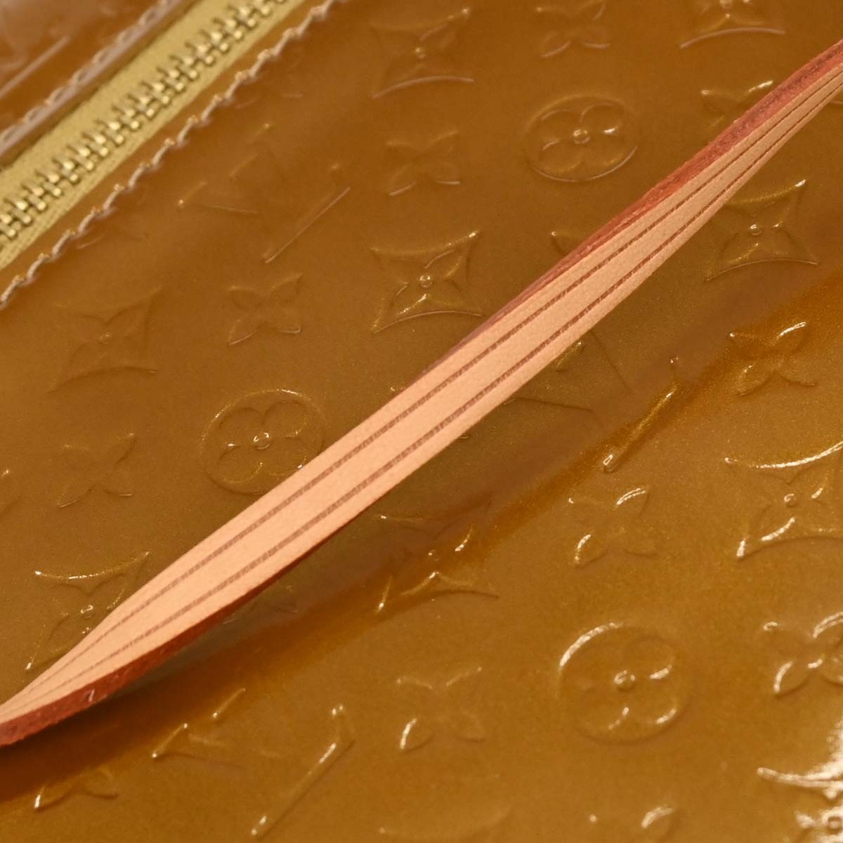 Louis Vuitton Conte De Fees Pochette Hibou Monogram Patent Leather Metallic Patent_Leather Clutche & Pouche Bag
