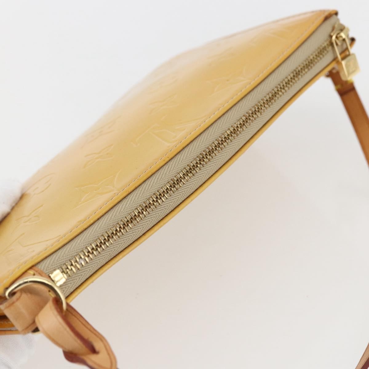 Louis Vuitton Lexington Pochette Monogram Vernis Beige Patent_Leather Clutche & Pouche Bag