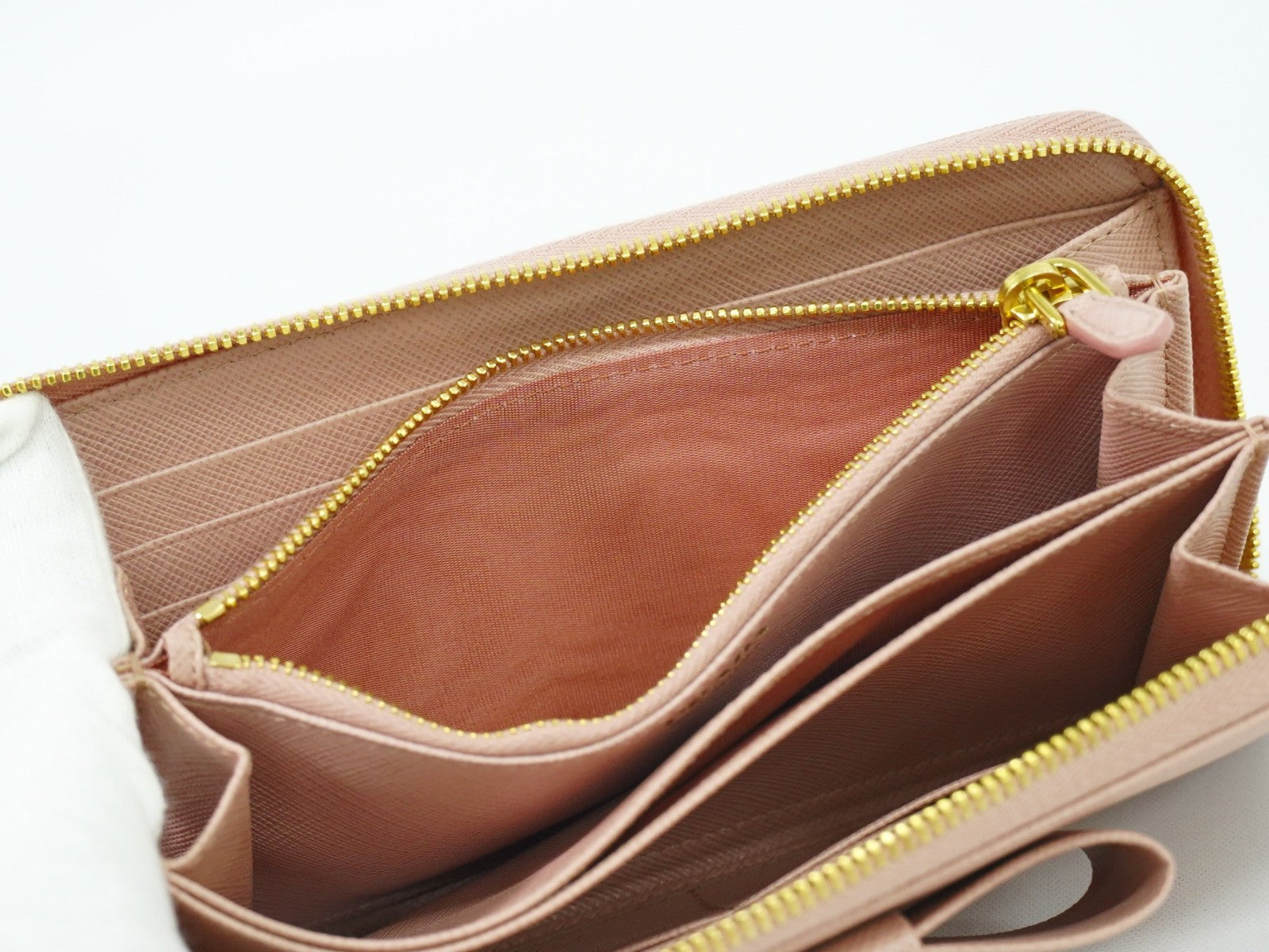 Prada Bow Zip Around Wallet Saffiano Leather Pink Leather Wallets Accessory