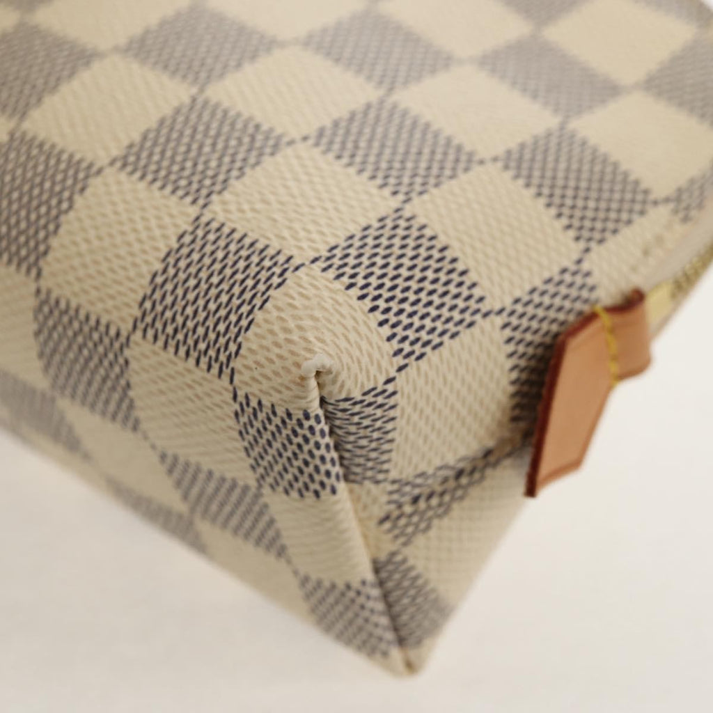 Louis Vuitton Cosmetic Pouch Damier Beige Canvas Clutche & Pouche Bag