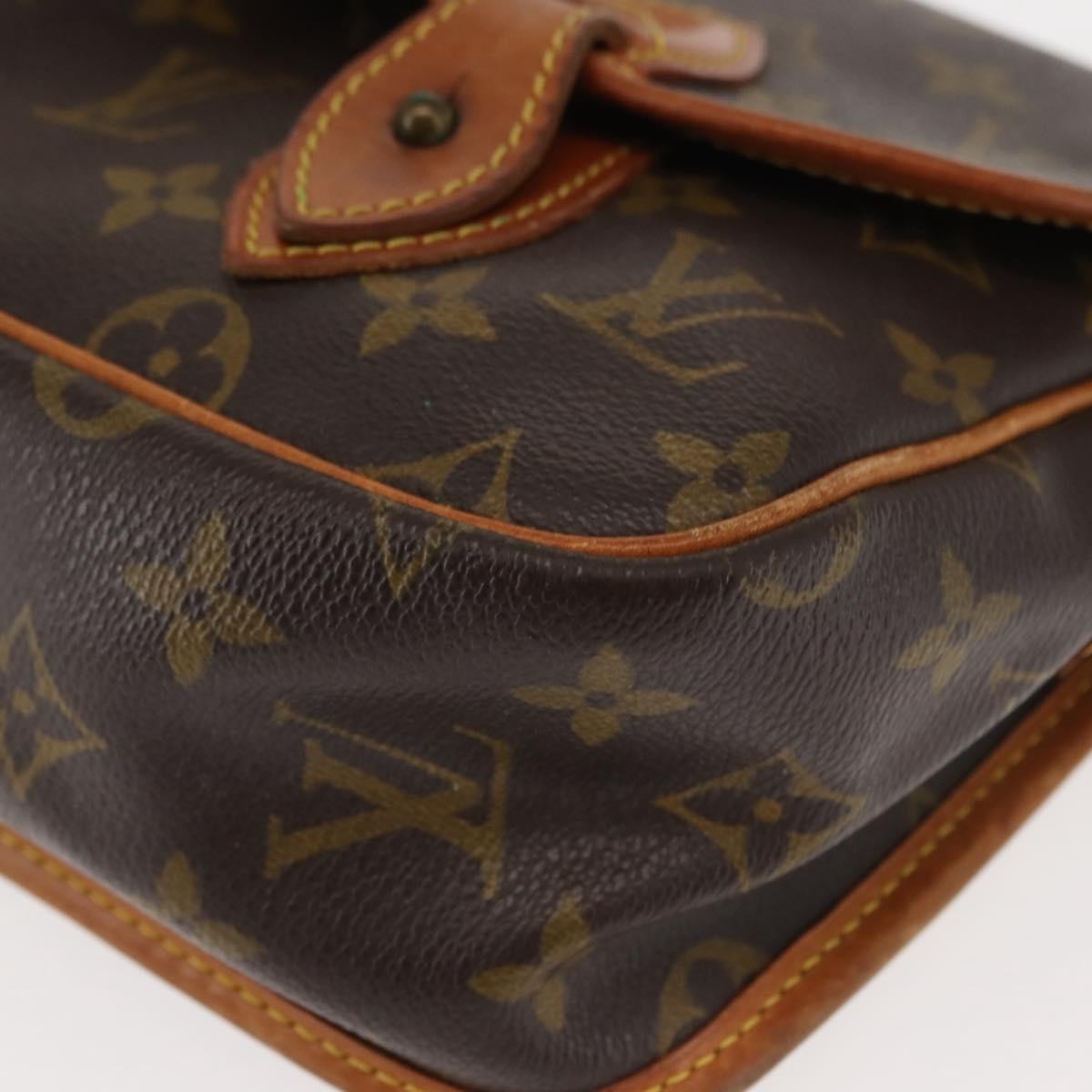 Louis Vuitton Sac Gibeciere Messenger Bag Monogram Canvas Brown Canvas Bag