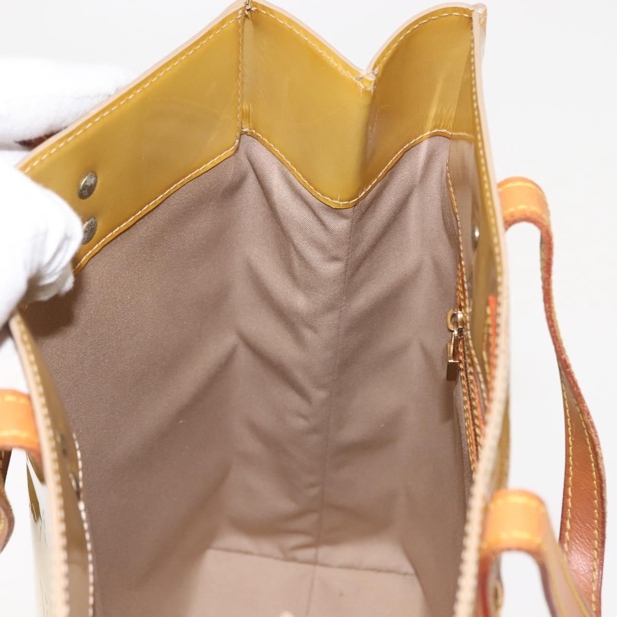 Louis Vuitton Reade Handbag Monogram Vernis Beige Patent_Leather Handbag