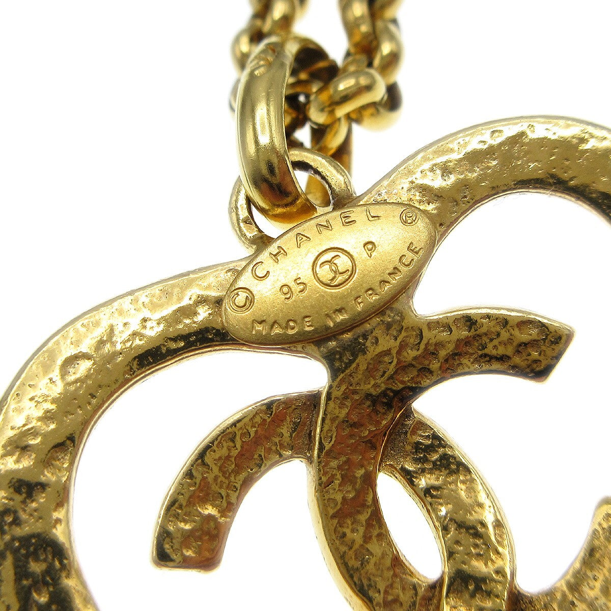 Chanel Cc Heart Pendant Necklace Metal Gold Gold_Plated Necklace Jewelry