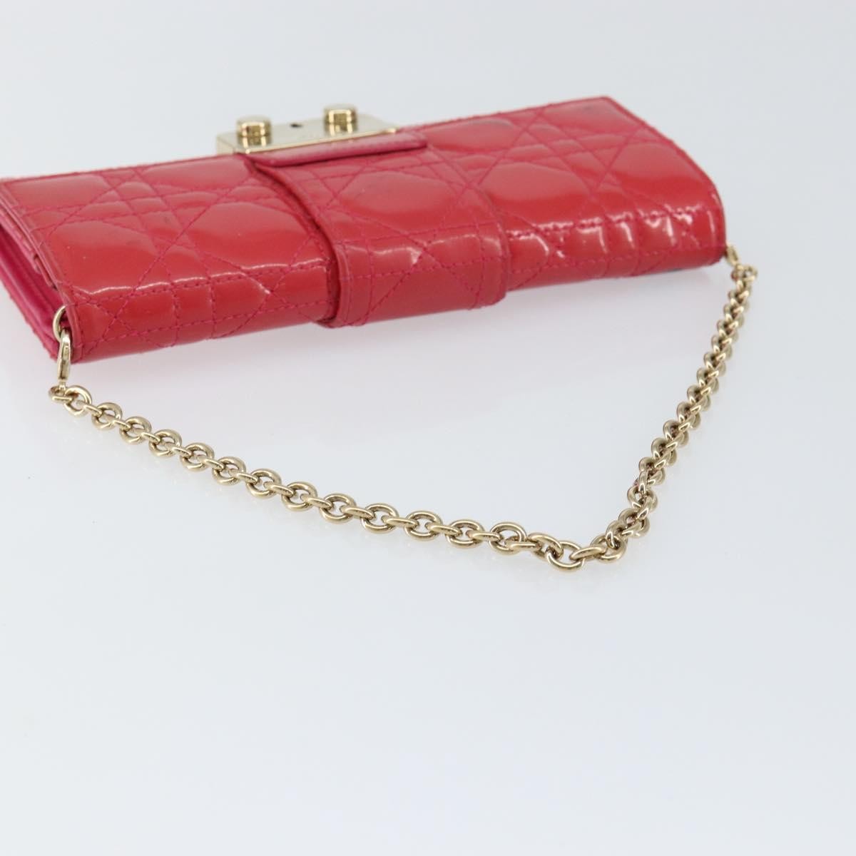 Christian Dior New Lock Pouch Cannage Quilt Patent Pink Patent_Leather Clutche & Pouche Bag (Pre-Owned)