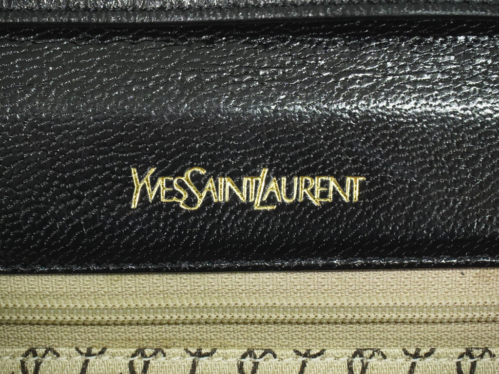 Saint Laurent Vintage Shoulder Bag Leather Black Leather Shoulder Bag Bag (Pre-Owned)
