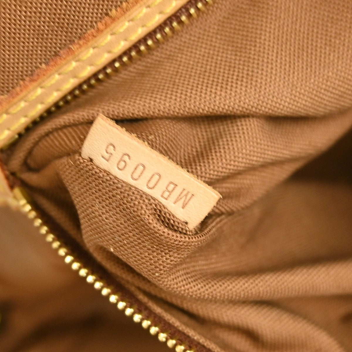 Louis Vuitton Porte-Documents Pegase Bag Monogram Canvas Brown Canvas Briefcase Bag