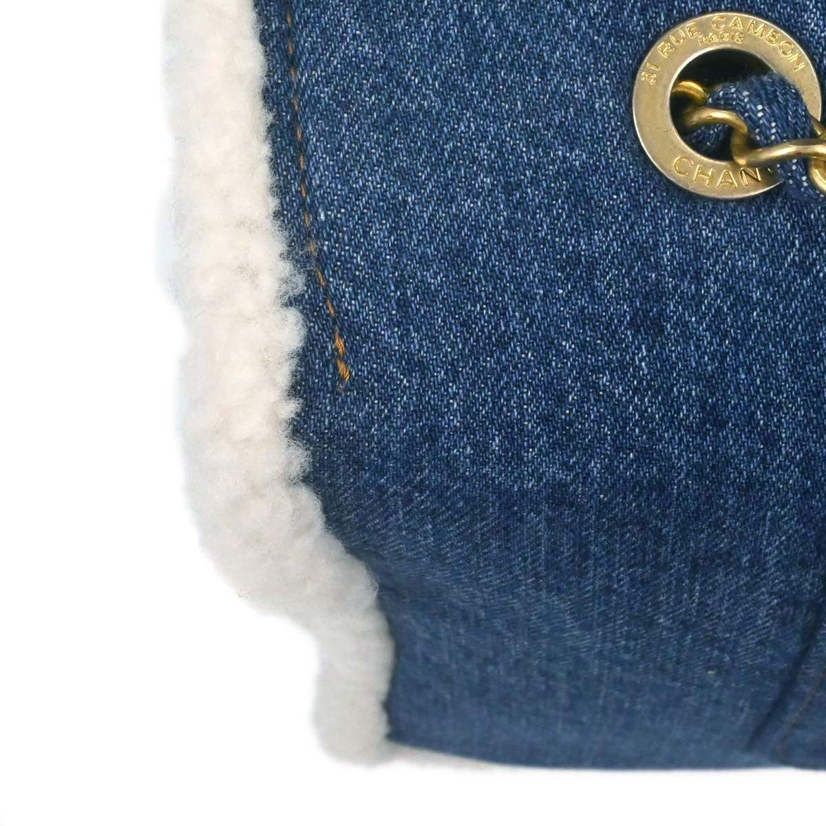 Chanel Egyptian Hieroglyph Flap Bag Denim And Shearling Blue Denim_Jeans Shoulder Bag Bag