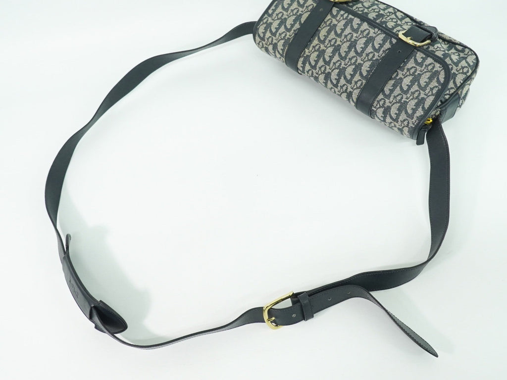 Christian Dior Trotter Shoulder Bag Canvas Gray Canvas Shoulder Bag Bag (Pre-Owned)