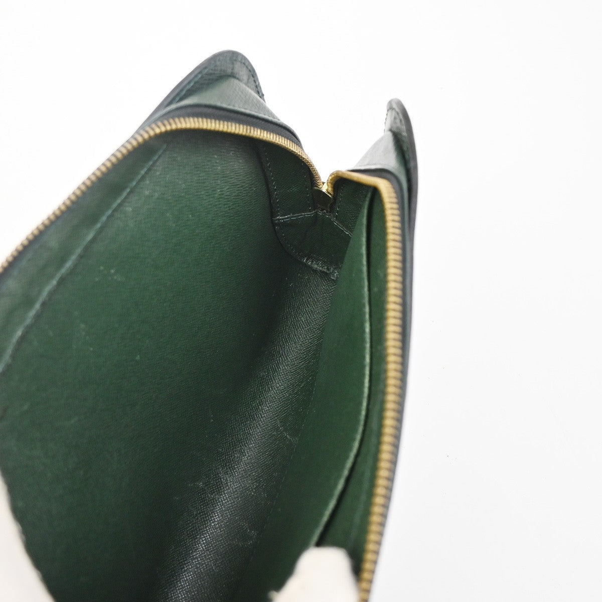 Louis Vuitton Pochette Baikal Clutch Taiga Leather Green Leather Clutche & Pouche Bag