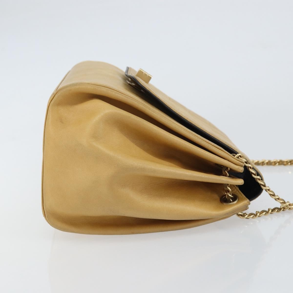Chanel Chocolate Bar Accordion Reissue Flap Bag Quilted Lambskin Beige Leather Shoulder Bag Bag