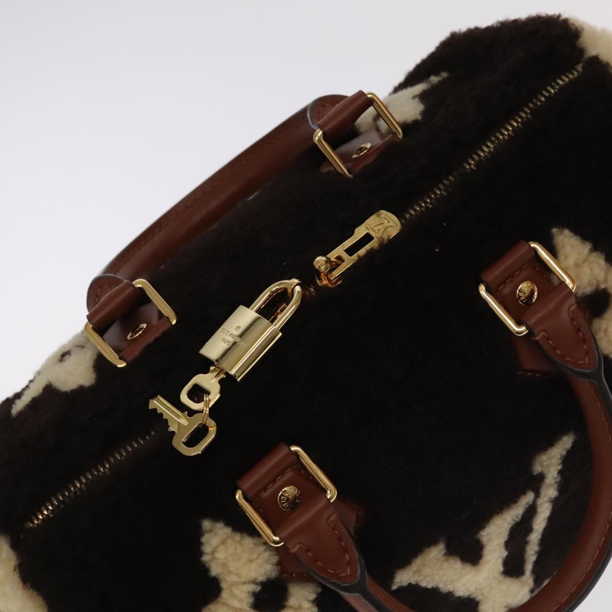 Louis Vuitton Speedy Bandouliere Bag Monogram Giant Teddy Fleece Brown Fur Shoulder Bag