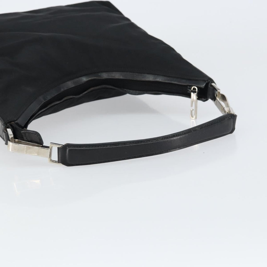 Gucci Zip Hobo Nylon Black Nylon Handbag (Pre-Owned)