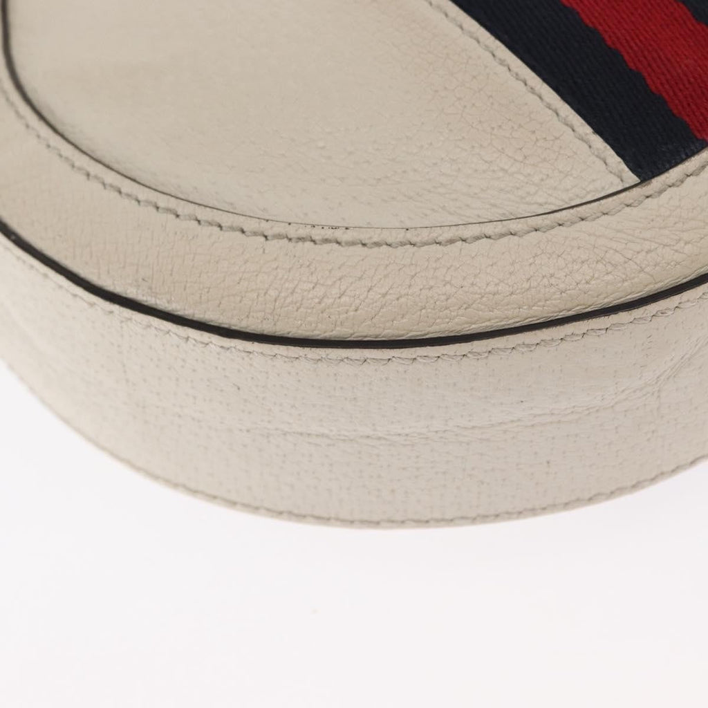 Gucci Gg Marmont Shoulder Bag Matelasse Leather White Leather Shoulder Bag Bag (Pre-Owned)