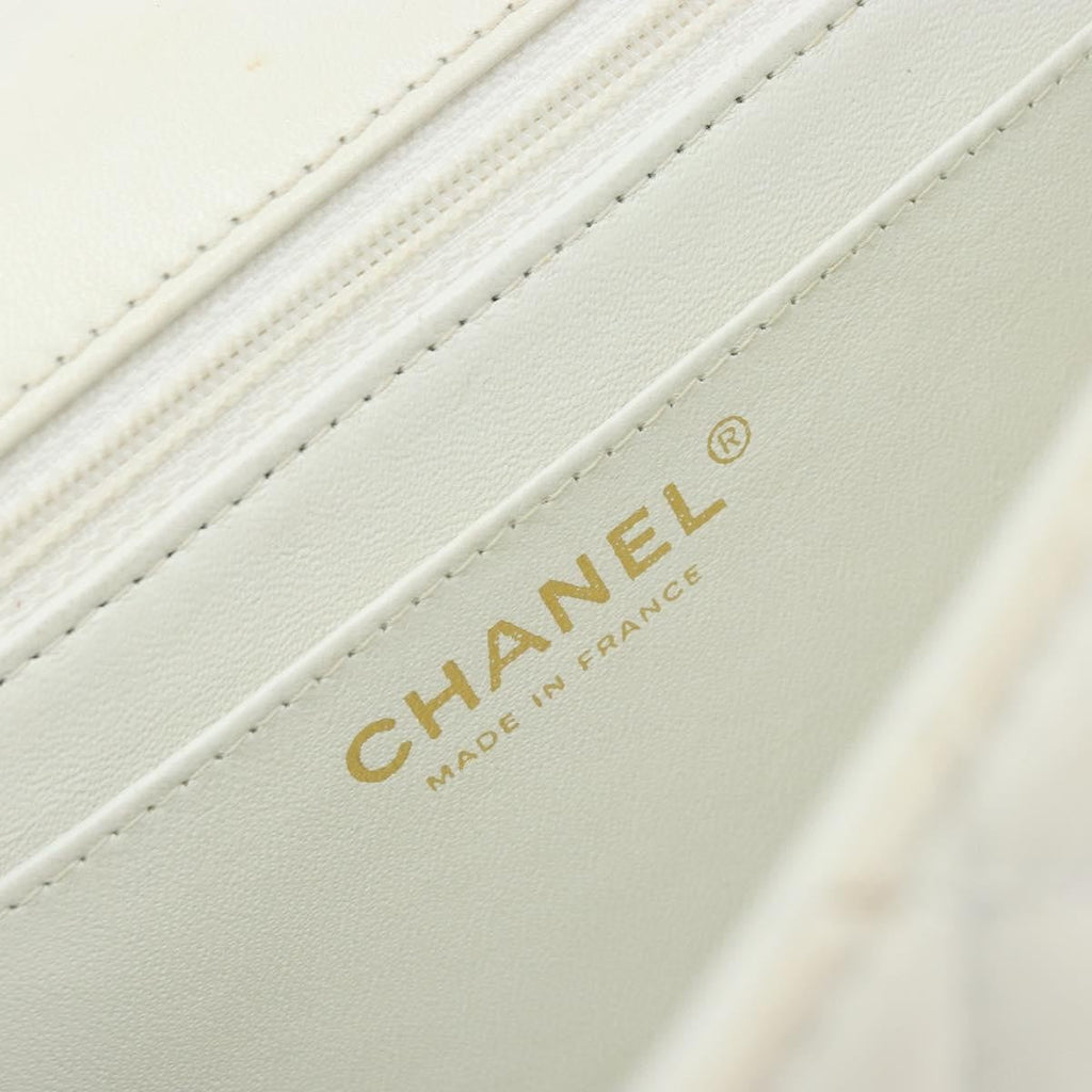 Chanel Vintage Punched Edge Classic Single Flap Bag Quilted Lambskin White Leather Shoulder Bag Bag