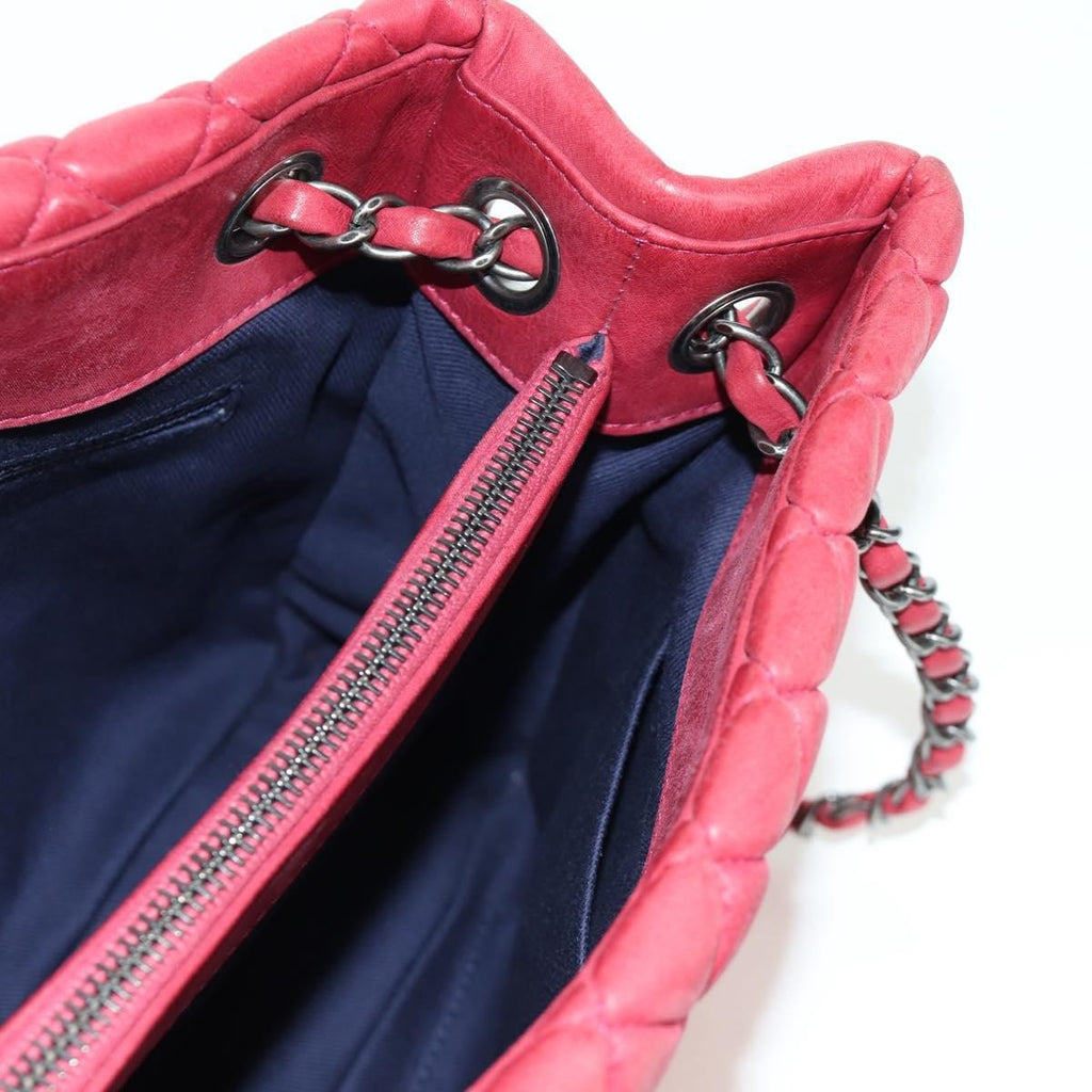 Chanel New Bubble Tote Quilted Calfskin Red Leather Tote Bag Bag