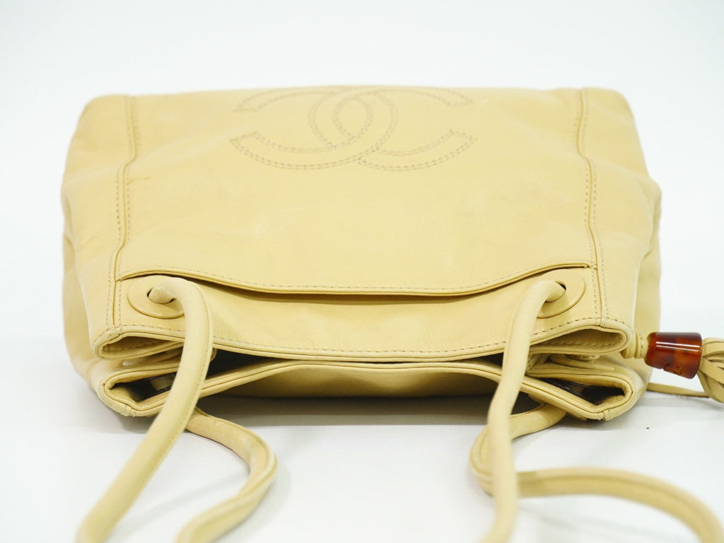 Chanel Vintage Cc Tassel Shoulder Bag Lambskin Beige Leather Shoulder Bag Bag