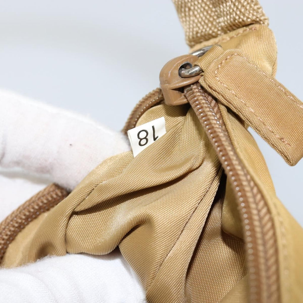 Prada Re-Edition 2000 Hobo Tessuto Beige Nylon Clutche & Pouche Bag