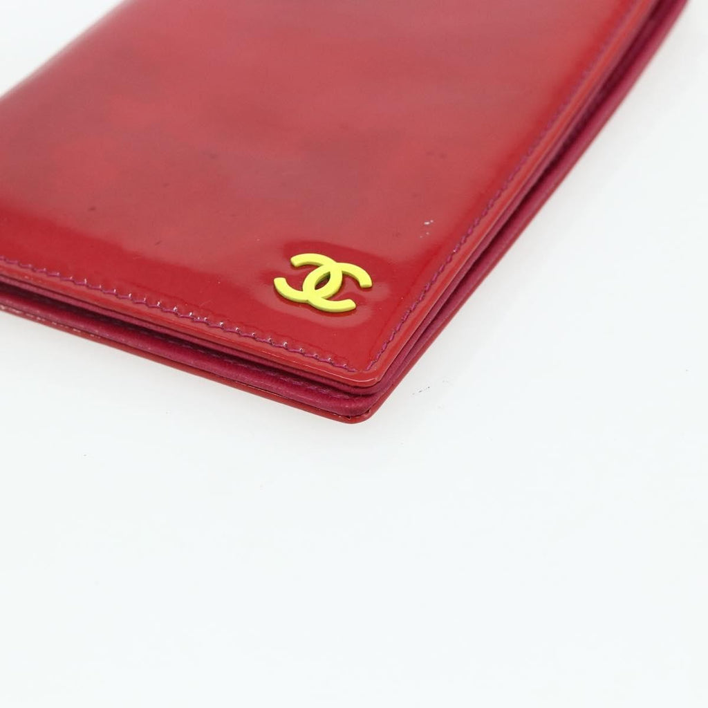 Chanel Vintage Cc Bifold Card Holder Patent Leather Red Patent_Leather Card Holders Accessory