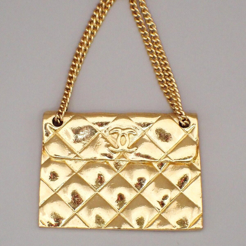Chanel Vintage Medallion Flap Bag Brooch Metal Gold Gold_Plated Brooch Jewelry