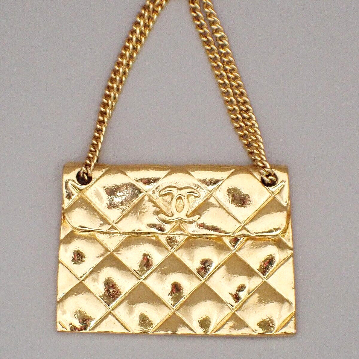 Chanel Vintage Medallion Flap Bag Brooch Metal Gold Gold_Plated Brooch Jewelry
