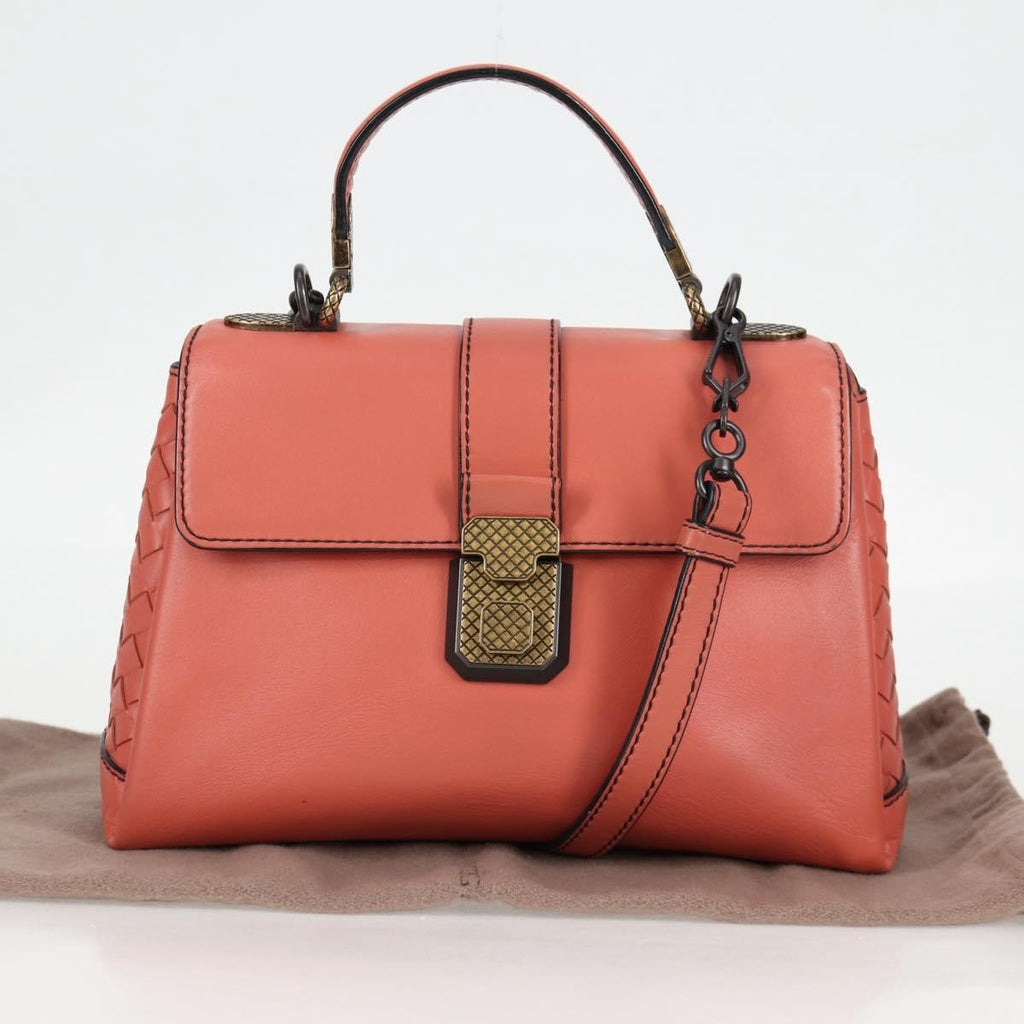 Bottega Veneta Piazza Top Handle Bag Leather With Intrecciato Detail Pink Leather Handbag