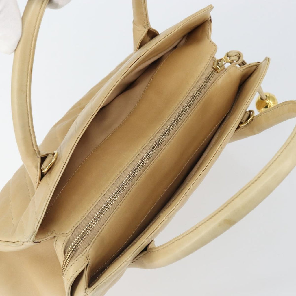Chanel Vintage Convertible Tote Chevron Lambskin Beige Leather Tote Bag Bag