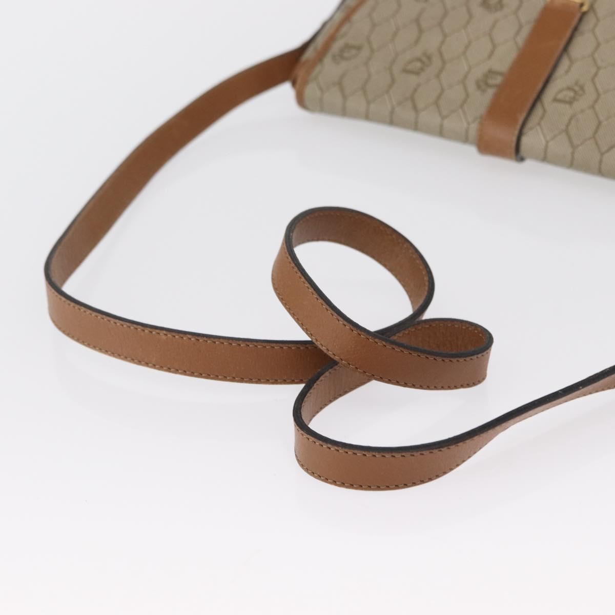 Christian Dior Vintage Honeycomb Shoulder Bag Canvas And Leather Beige Canvas Shoulder Bag Bag (Pre-Owned)