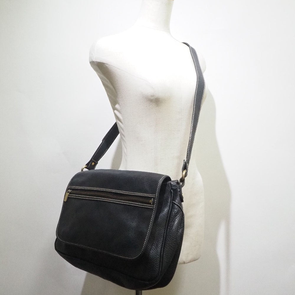 Celine Vintage Shoulder Bag Leather Black Calfskin Shoulder Bag Bag