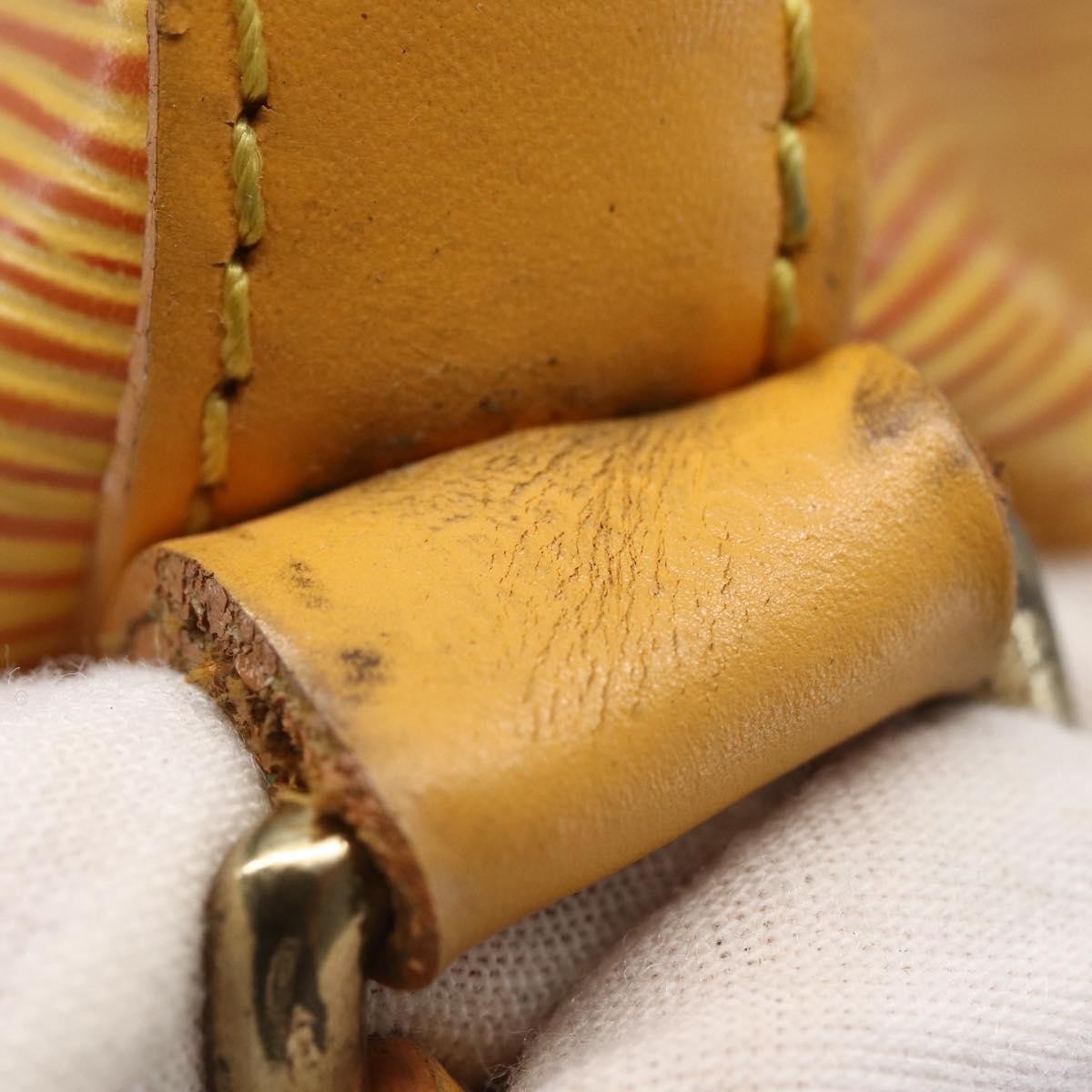 Louis Vuitton Petit Noe Handbag Epi Leather Yellow Leather Shoulder Bag