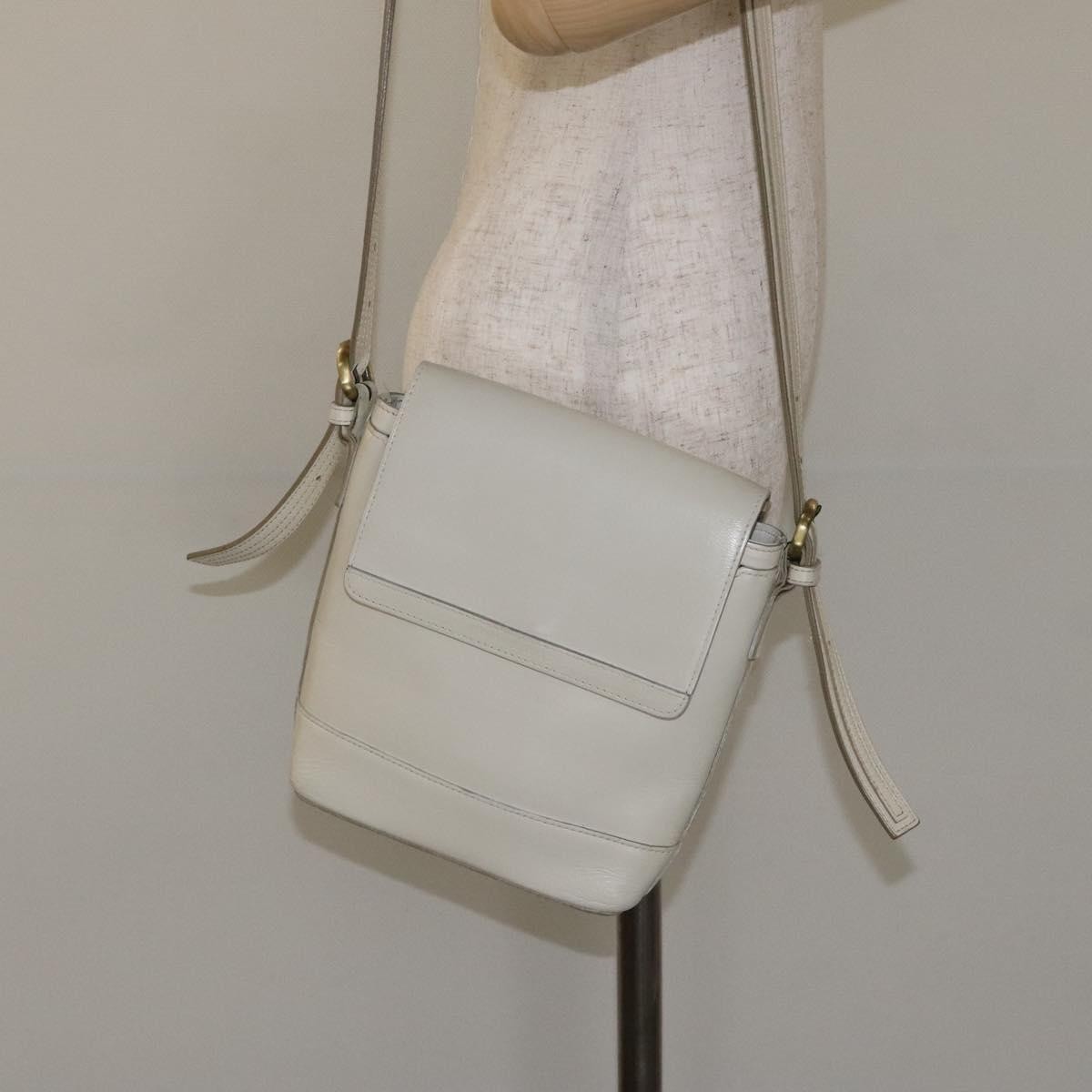 Burberry Flap Shoulder Bag Leather White Leather Shoulder Bag