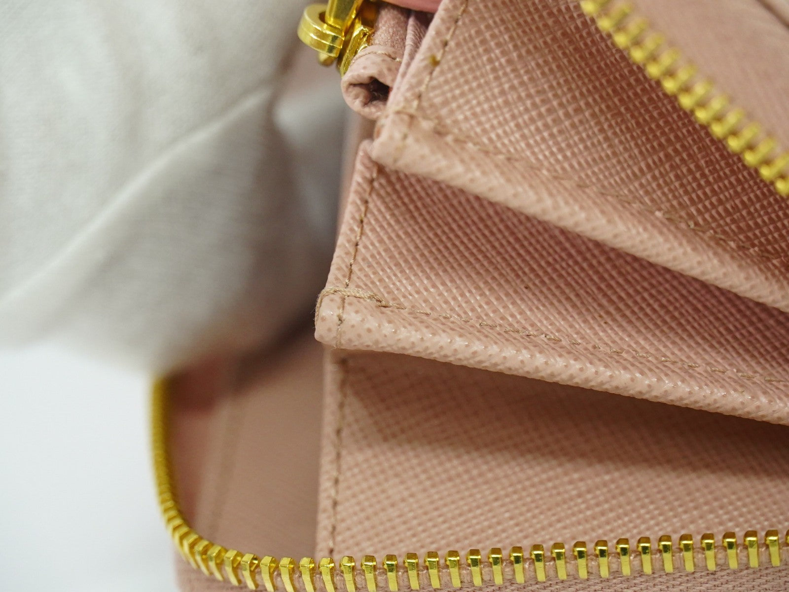 Prada Bow Zip Around Wallet Saffiano Leather Pink Leather Wallets Accessory