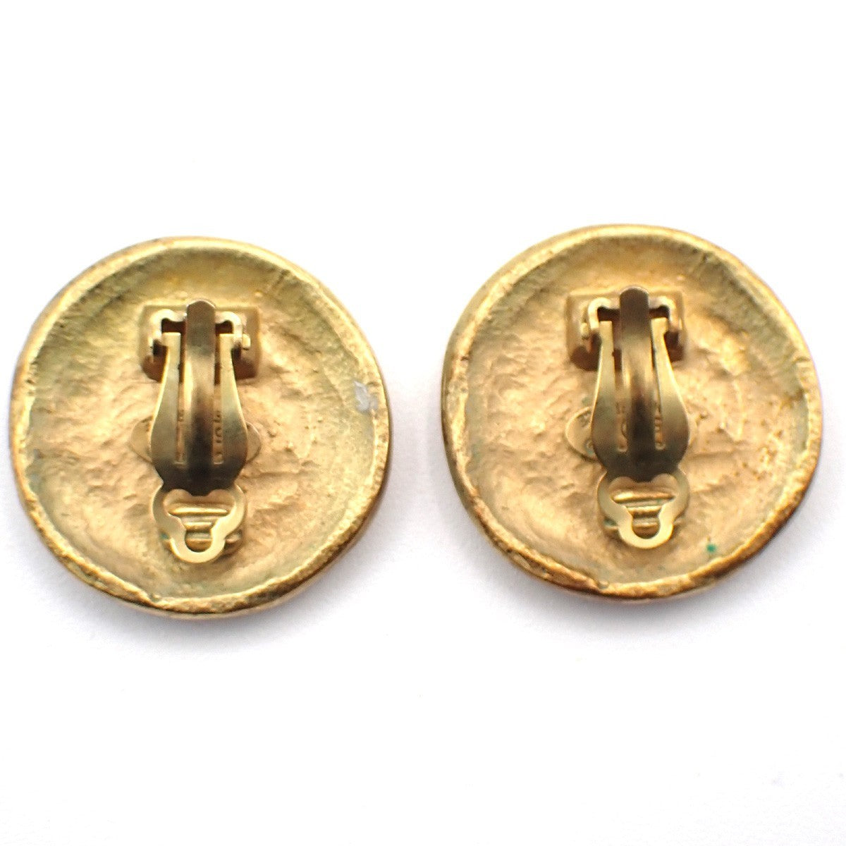 Chanel Vintage Cc Round Button Clip-On Earrings Metal Gold Gold_Plated Earrings Jewelry