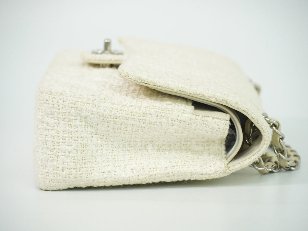 Chanel Timeless - Classic Double Flap Bag Quilted Tweed White Tweed Handbag