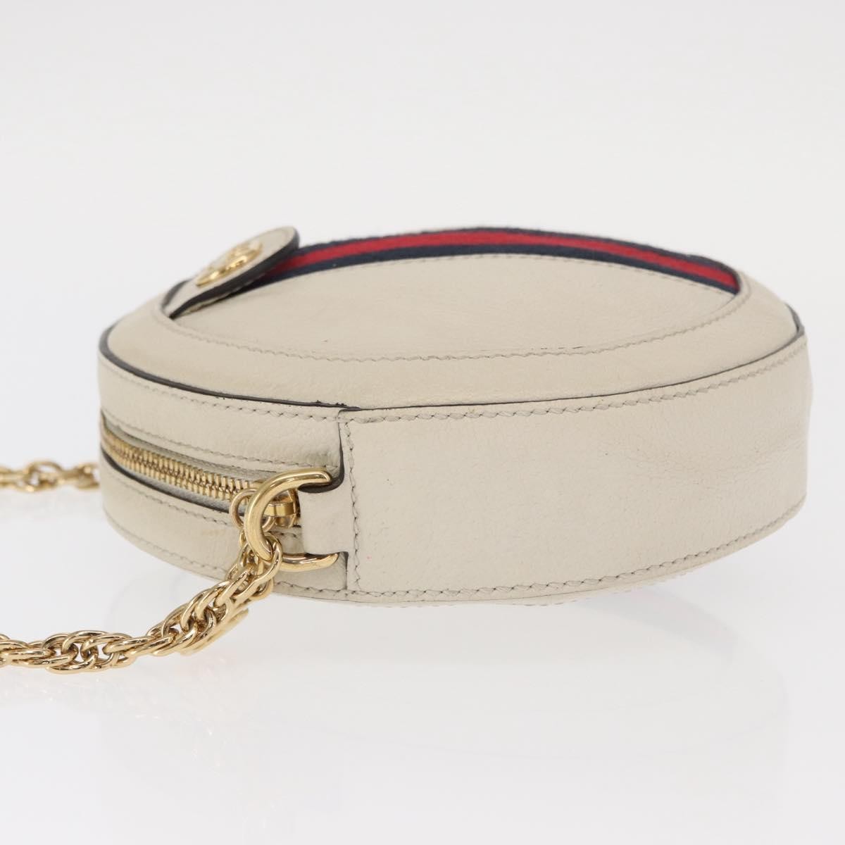 Gucci Gg Marmont Shoulder Bag Matelasse Leather White Leather Shoulder Bag Bag (Pre-Owned)