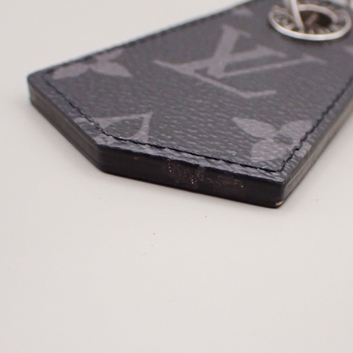 Louis Vuitton Enchappe Key Holder Monogram Eclipse Canvas Black Leather Charms And Keychains Accessory