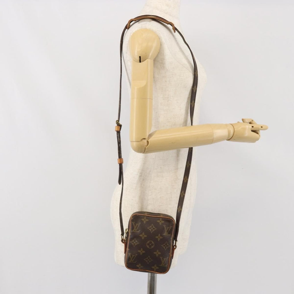 Louis Vuitton Danube Handbag Monogram Canvas Brown Canvas Shoulder Bag