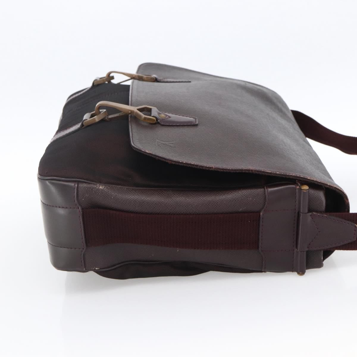 Louis Vuitton Dersou Bag Taiga Leather And Canvas Brown Leather Shoulder Bag