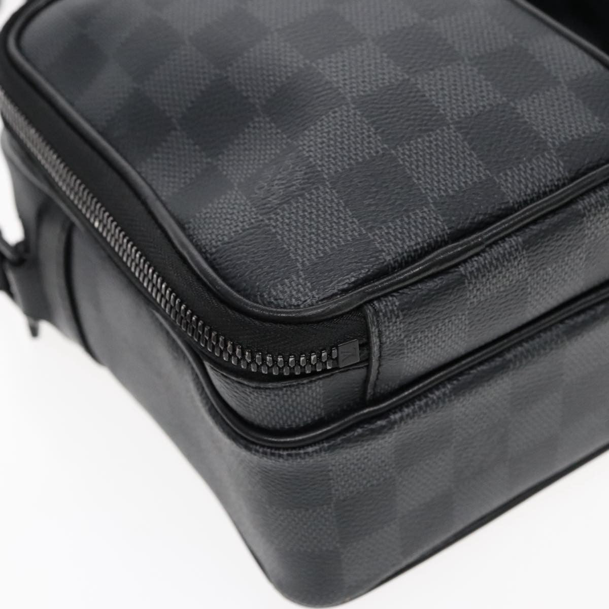 Louis Vuitton Utility Business Bag Damier Graphite Gray Canvas Shoulder Bag