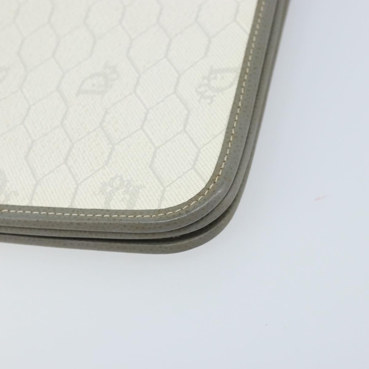 Christian Dior Vintage Honeycomb Chain Canvas White Canvas Shoulder Bag Bag (Pre-Owned)
