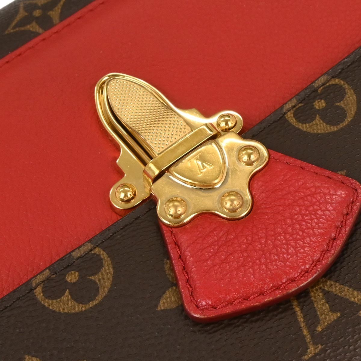 Louis Vuitton Victoire Handbag Monogram Canvas And Leather Brown Canvas Shoulder Bag